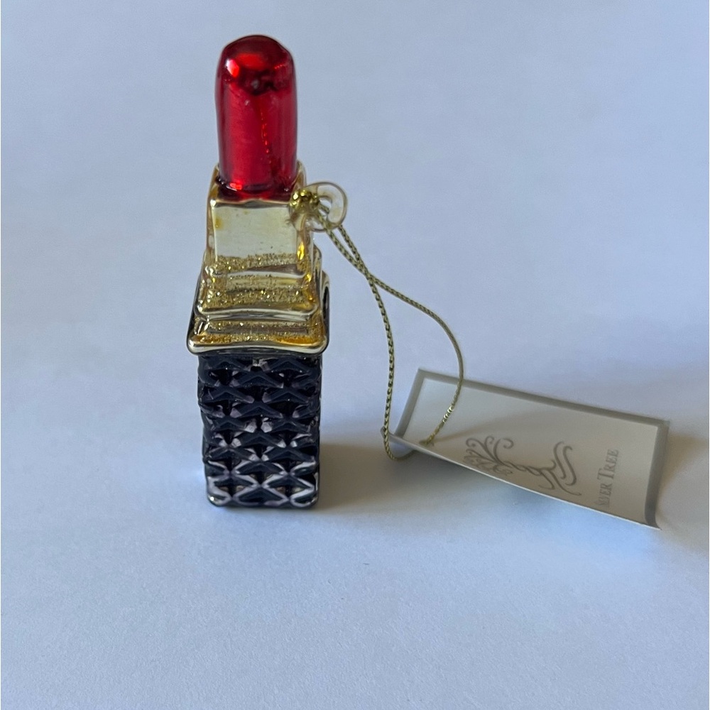 SILVER TREE RED LIPSTICK CHRISTMAS ORNAMENT BLACK HOLD RED GLASSES 3.25” NWT